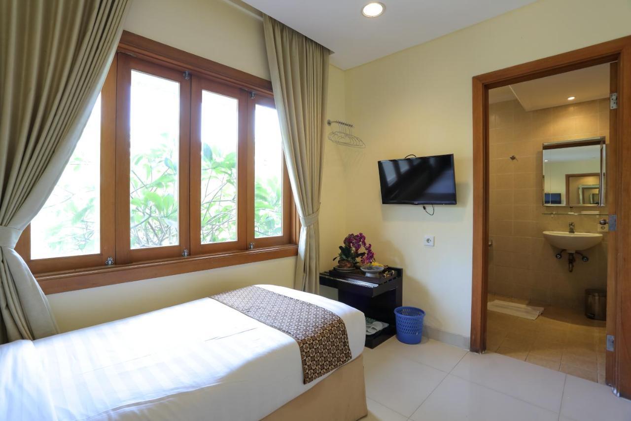 Country Heritage Hotel สุราบายา ภายนอก รูปภาพ