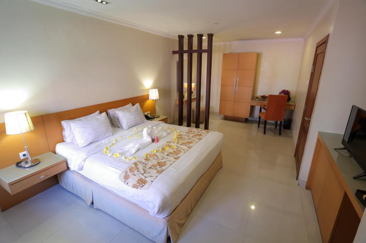 Country Heritage Hotel สุราบายา ภายนอก รูปภาพ